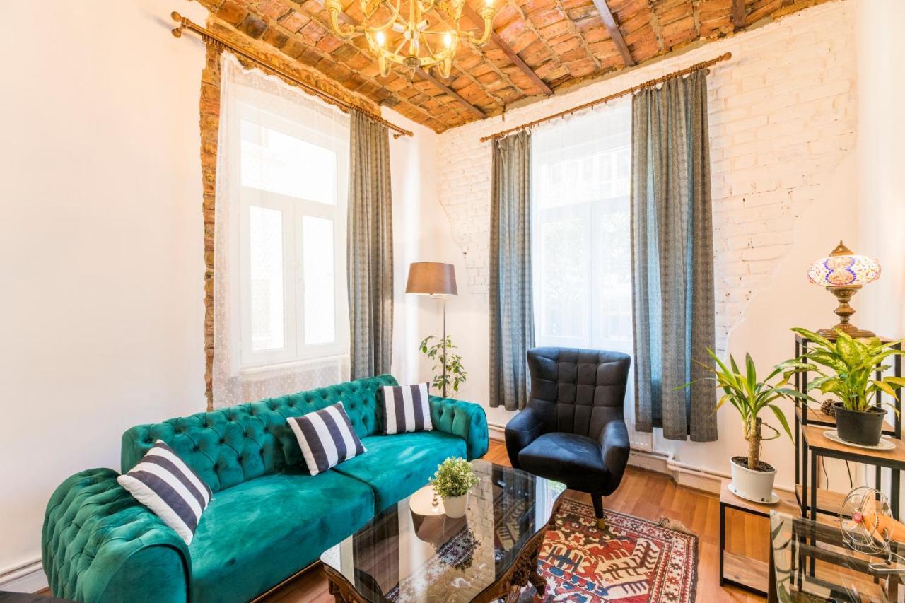 By Galata- Historical And Modern Apartment Istanbul Exterior photo